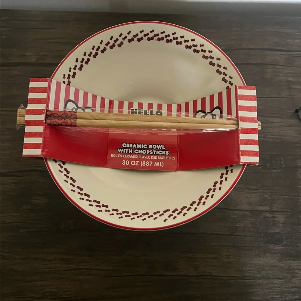 Hello Kitty Red and Cream‎ Ceramic Bowl with Chopsticks Collectible Novelty